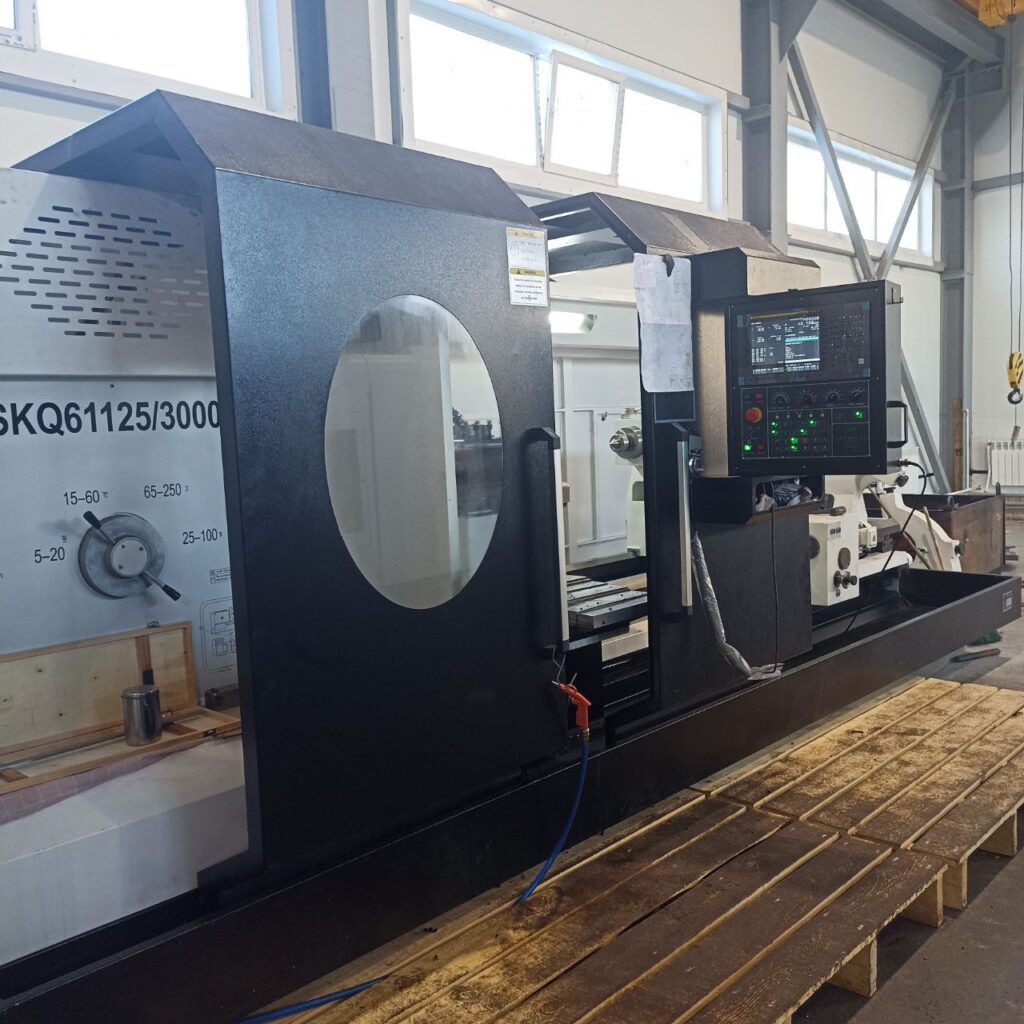 Токарный станок с ЧПУ CK61125